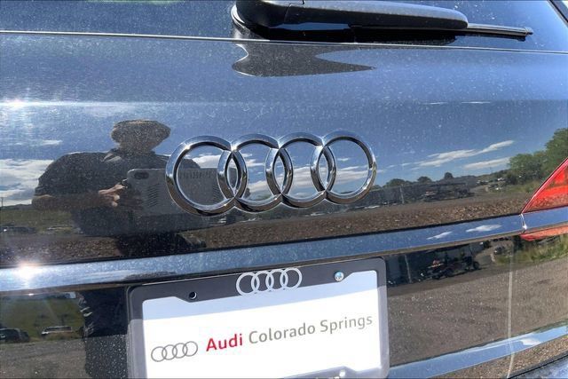 Used 2023 Audi SQ7 Prestige AWD/4WD image 31