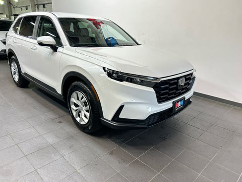 Used 2026 Honda CR-V LX image 2
