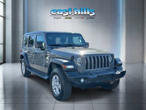Used 2022 Jeep Wrangler Unlimited Sport w/ Sun And Sound Package AWD/4WD image 1