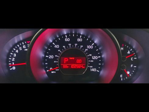 Used 2017 Kia Soul + w/ Designer's Package FWD image 35