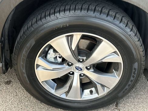 Used 2021 Subaru Ascent Premium AWD/4WD image 7