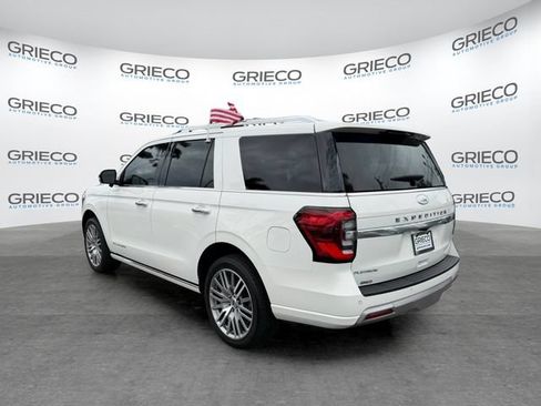 Used 2023 Ford Expedition Platinum RWD image 5