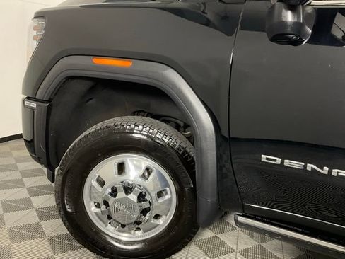 Used 2025 GMC Sierra 3500 Denali w/ Denali Reserve Package AWD/4WD image 39