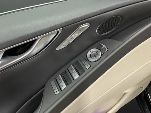 Used 2024 Genesis G80 2.5T image 27