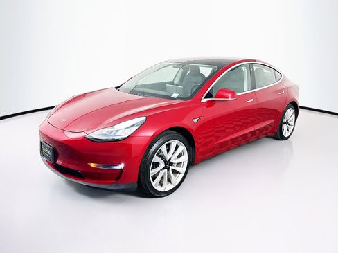 Used 2018 Tesla Model 3 Long Range image 3