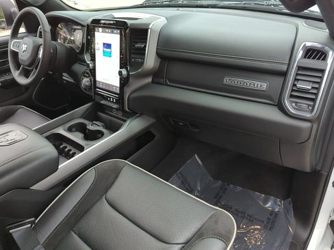 Used 2025 RAM 1500 Laramie w/ Sport Appearance Package AWD/4WD image 26