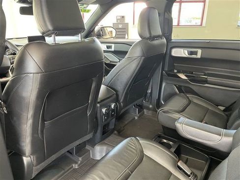 Used 2021 Ford Explorer ST w/ Equipment Group 401A AWD/4WD image 35