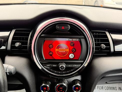 Used 2019 MINI Cooper 2-Door Hardtop w/ Storage Package image 53