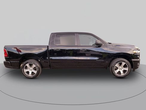 Used 2025 RAM 1500 Tradesman AWD/4WD image 2
