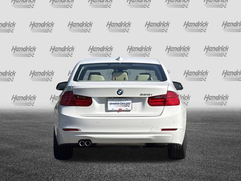 Used 2014 BMW 328i Sedan RWD image 6