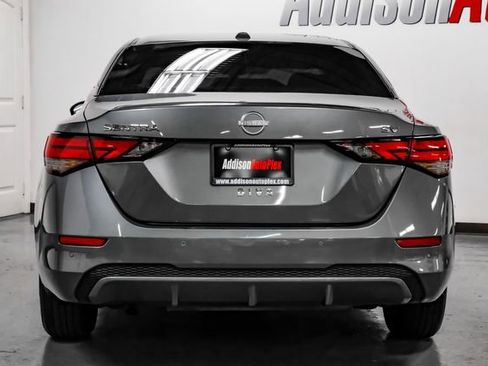 Used 2024 Nissan Sentra SV FWD image 14