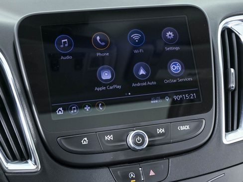 Used 2020 Chevrolet Malibu LT FWD image 13