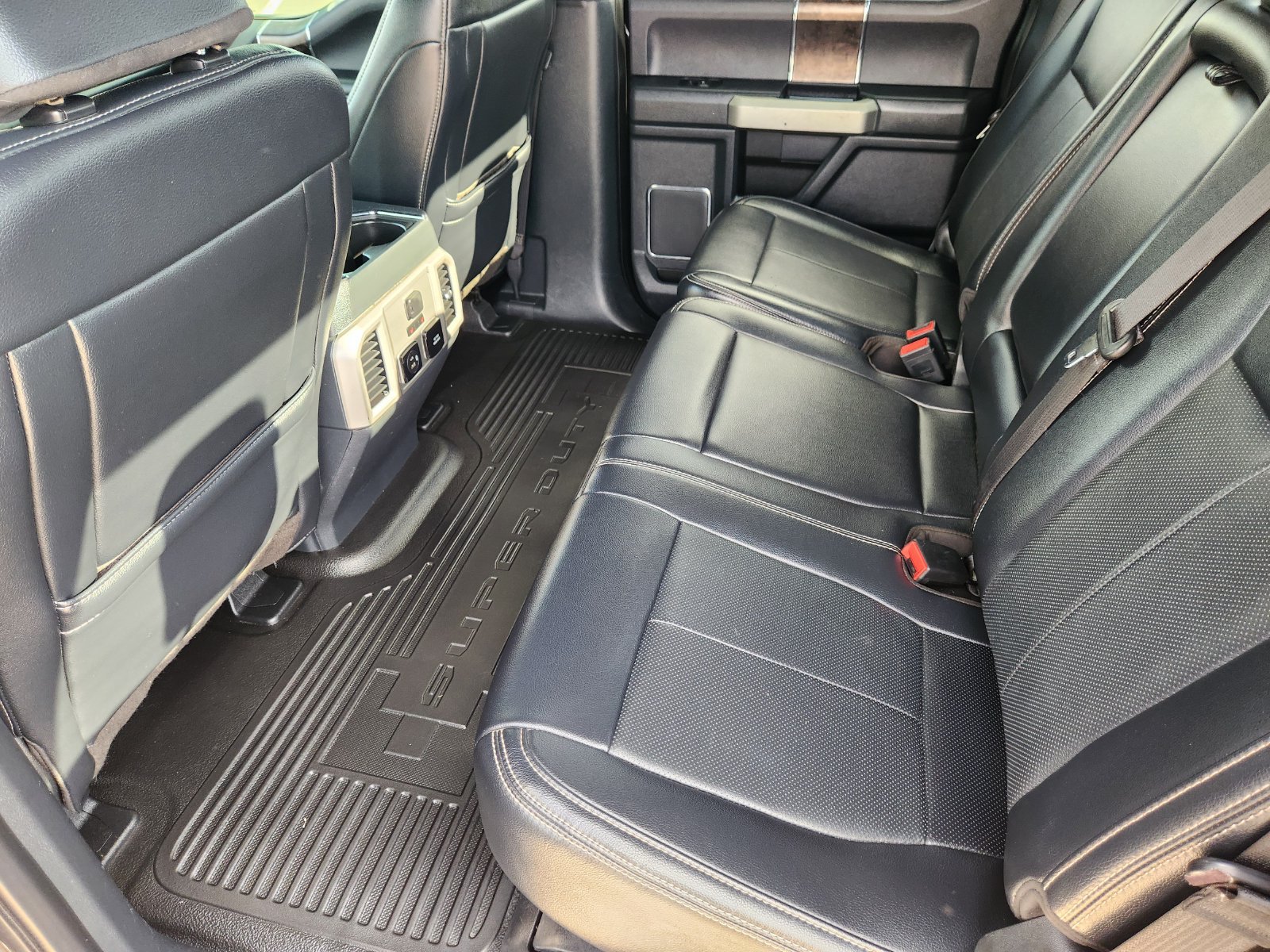 Used 2022 Ford F450 Lariat w/ Lariat Ultimate Package AWD/4WD image 30