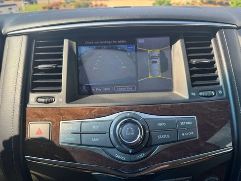 Used 2017 INFINITI QX80 Signature Edition RWD image 27