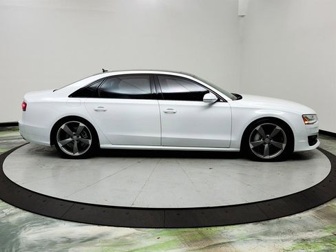 Used 2018 Audi A8 L 4.0T w/ Executive Package image 4