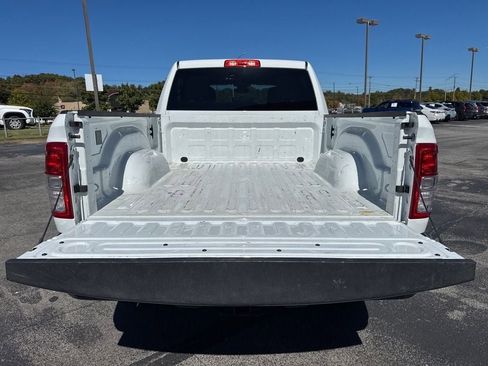 Used 2024 RAM 2500 Big Horn image 14