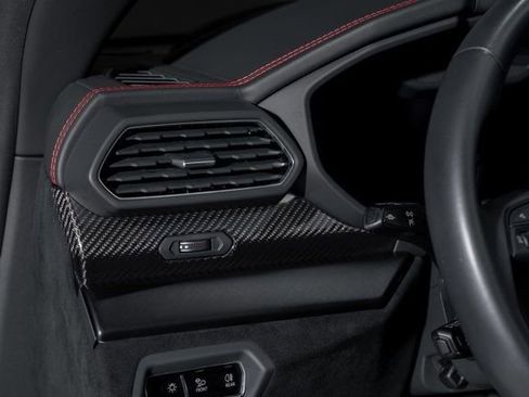 Used 2023 Lamborghini Urus Performante image 11