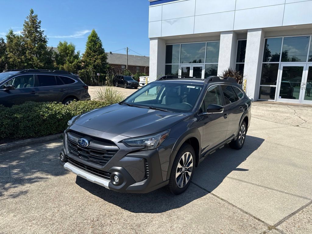Used 2025 Subaru Outback Limited AWD/4WD image 3
