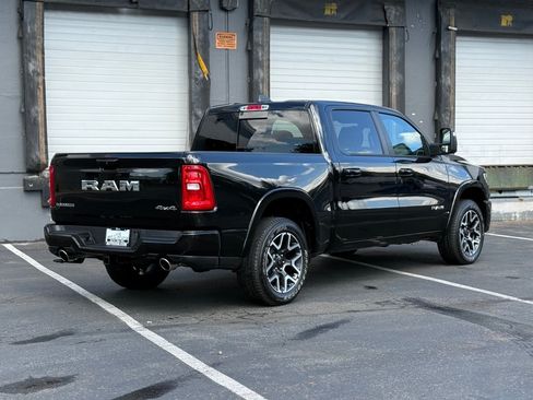 Used 2025 RAM 1500 Laramie w/ Sport Appearance Package AWD/4WD image 7