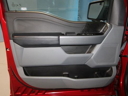 Used 2022 Ford F150 XLT w/ Equipment Group 302A High AWD/4WD image 5