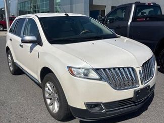 Used 2013 Lincoln MKX FWD video 1