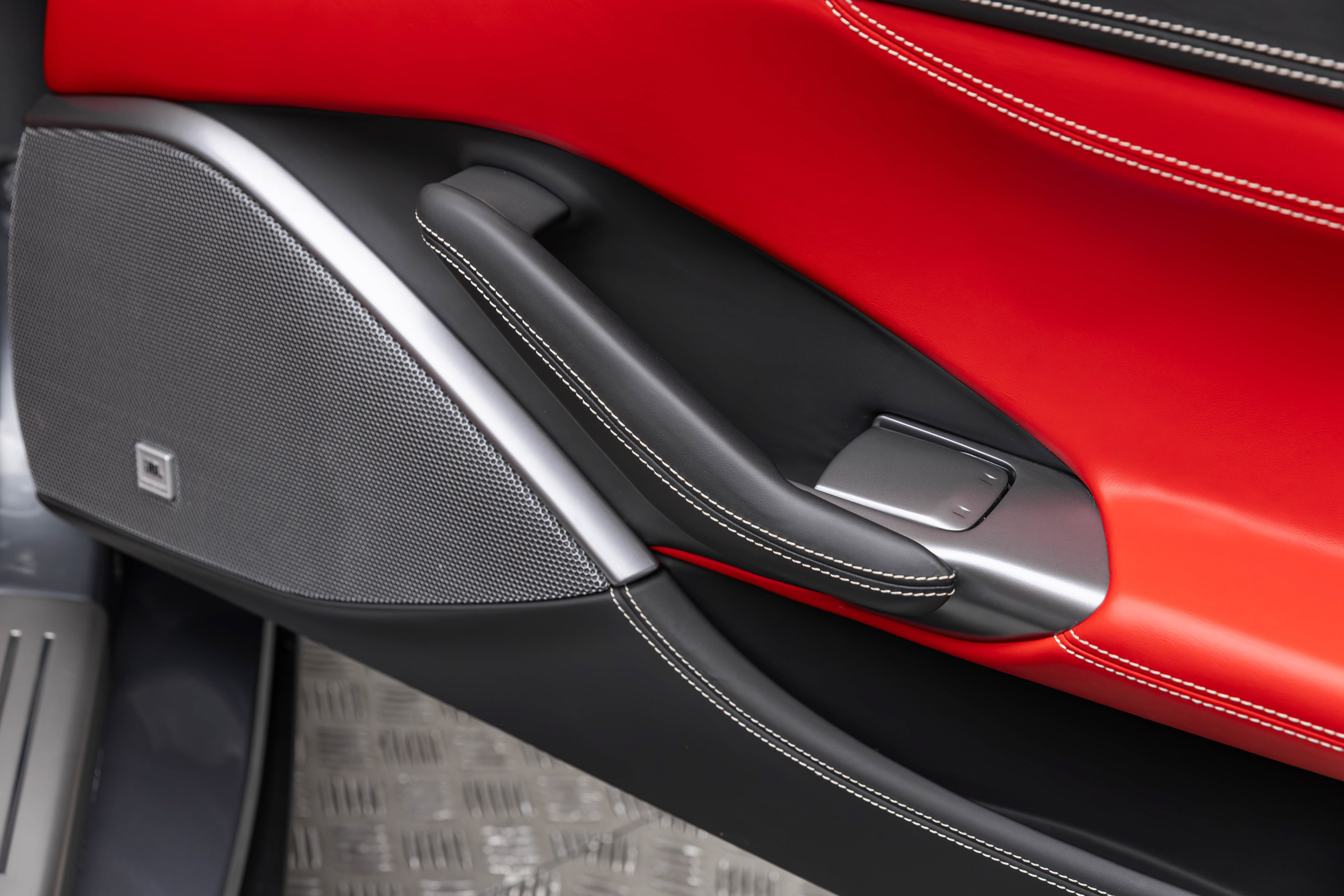 Certified 2019 Ferrari Portofino RWD image 45