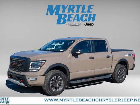 Used 2023 Nissan Titan PRO-4X w/ Pro-4x Convenience Package image 2