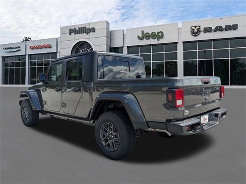 New 2025 Jeep Gladiator Sport image 6