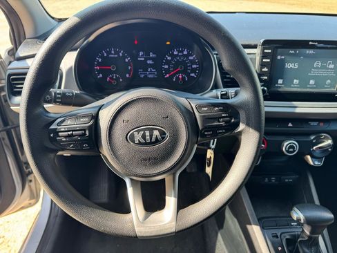 Used 2019 Kia Rio S image 14