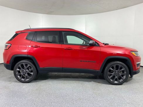 Used 2021 Jeep Compass Latitude AWD/4WD image 4