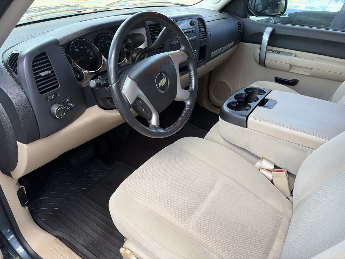 Used 2008 Chevrolet Silverado 1500 LT w/ All Star Edition RWD image 2