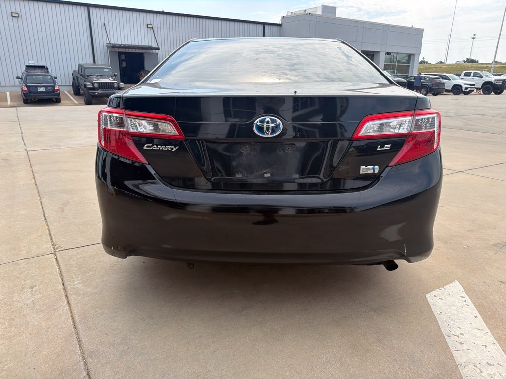 Used 2012 Toyota Camry LE FWD image 4