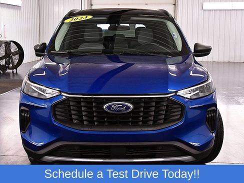 Used 2023 Ford Escape Active AWD/4WD image 2