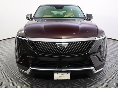 New 2025 Cadillac Escalade IQ Luxury 2 AWD/4WD image 10