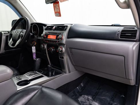 Used 2010 Toyota 4Runner SR5 image 29