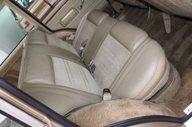 Used 1989 Jeep Grand Wagoneer AWD/4WD image 59