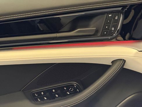 Used 2025 Porsche Panamera 4 image 14