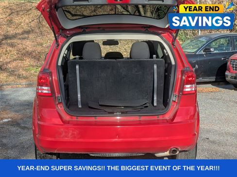 Used 2018 Dodge Journey SE w/ Blacktop Package image 7