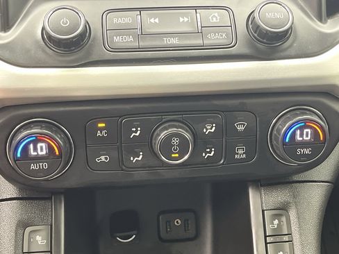 Certified 2019 GMC Acadia SLE w/ Driver Alert Package I AWD/4WD image 24