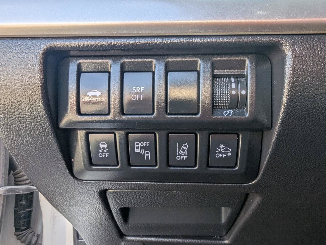 Used 2015 Subaru Legacy 2.5i Premium AWD/4WD image 33