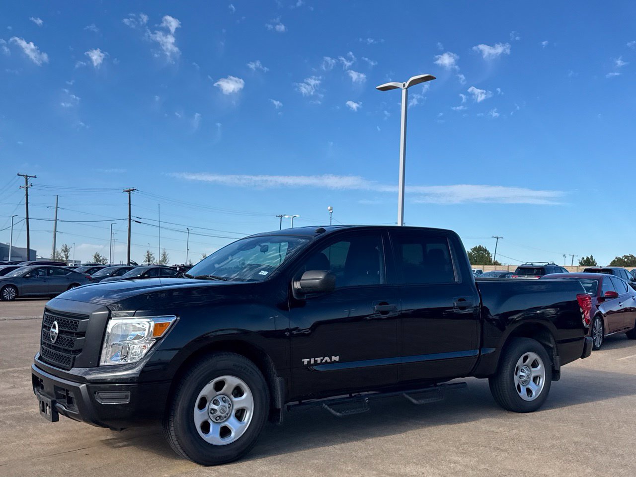 Used 2021 Nissan Titan S w/ S Utility Package RWD image 13