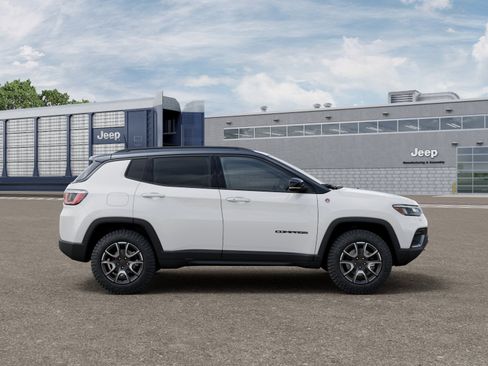 New 2026 Jeep Compass Trailhawk AWD/4WD image 45