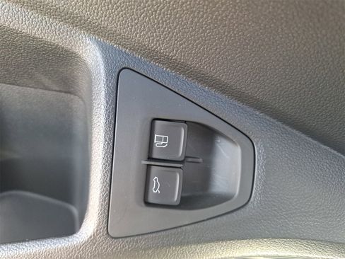 Certified 2024 Volkswagen Jetta S image 28