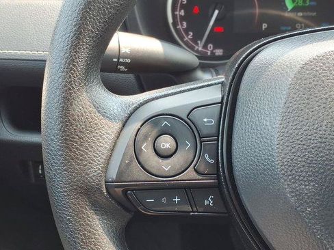 Certified 2025 Toyota RAV4 XLE AWD/4WD image 9