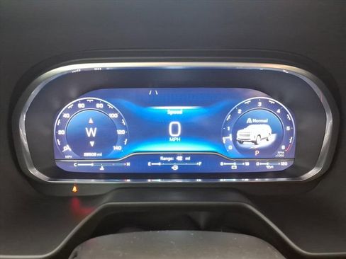 Used 2023 Chevrolet Tahoe High Country RWD image 23