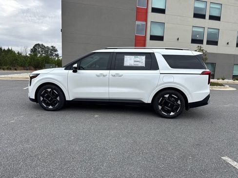 New 2026 Kia Carnival EX image 6