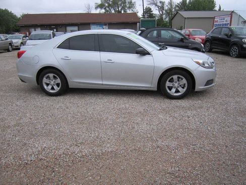Used 2015 Chevrolet Malibu LS image 4