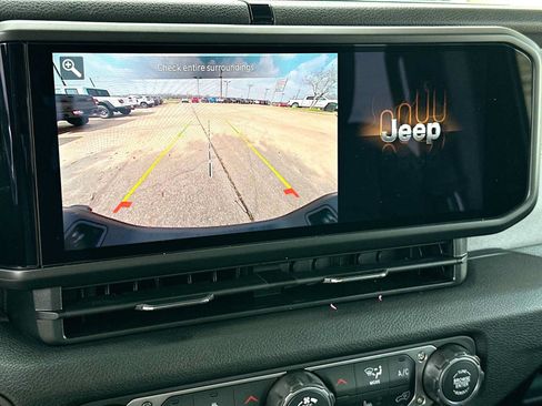 New 2026 Jeep Gladiator Sport AWD/4WD image 20