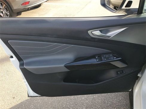 Certified 2023 Volkswagen ID.4 Pro S Plus image 14