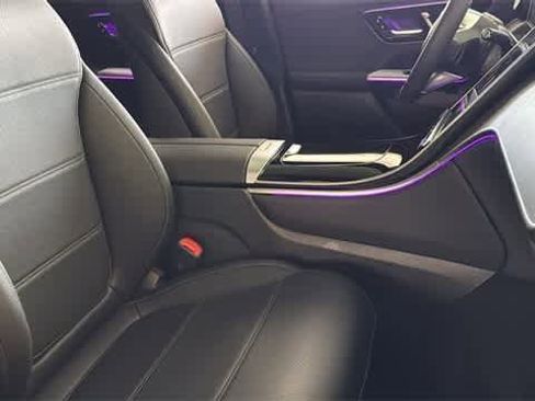 Used 2025 Mercedes-Benz GLC 300 4MATIC image 70